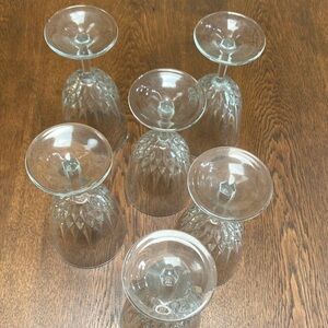6 Wine glasses, set of eight ounce stemmed glasses.
